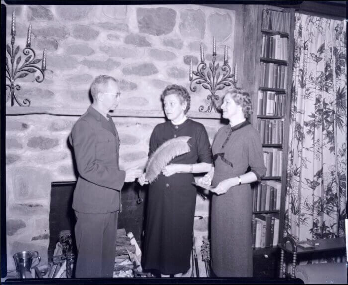 GSMNP naturalist Arthur Stupka, Barbara Davis Kesterson and Jane Davis Burnham