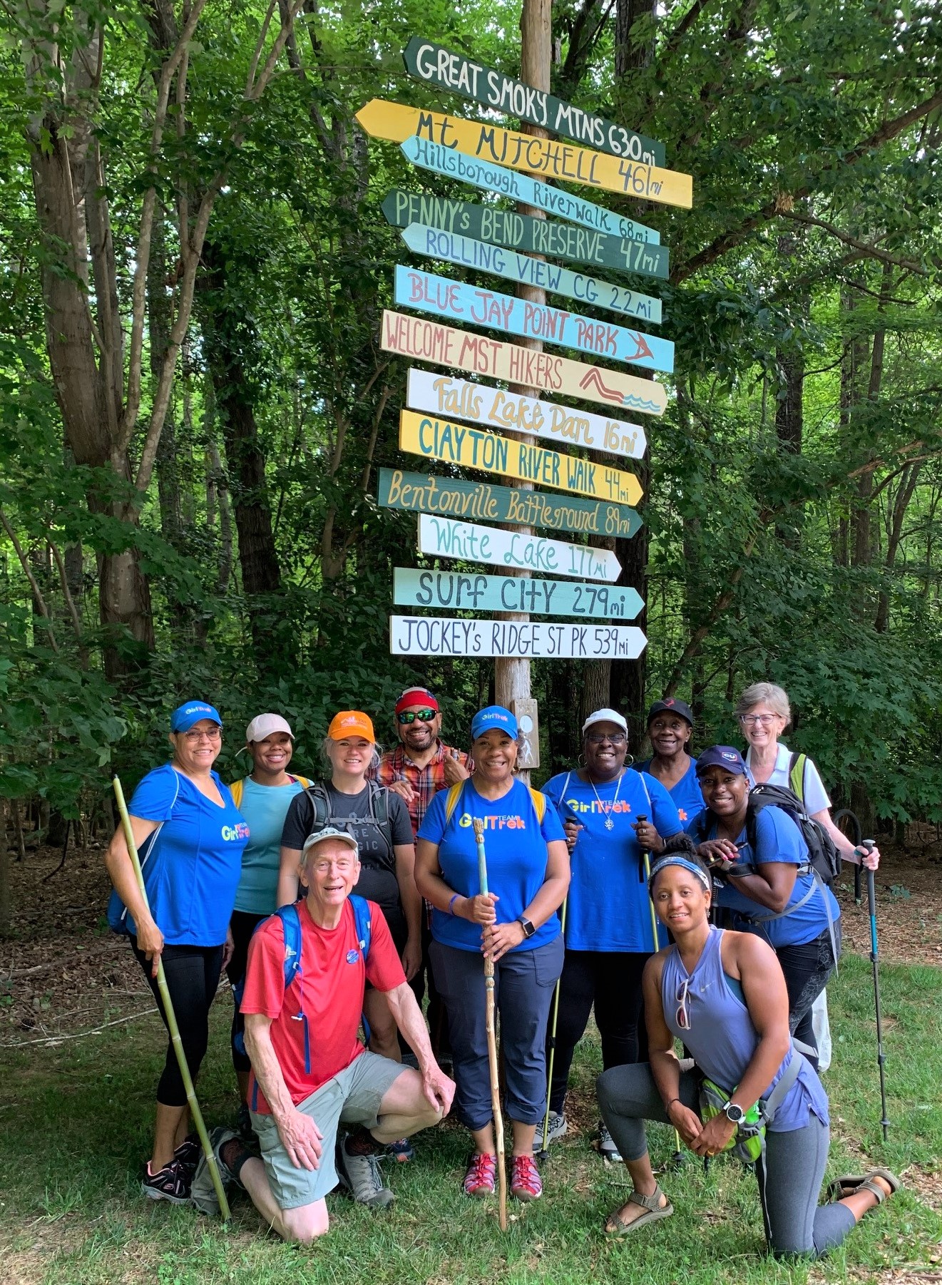 GirlTrek Hike at Falls Lake © Jerry Barker